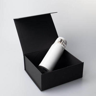 157gsm Art Paper Black Gift Box مع غطاء مغناطيسي صلب قابل للطي