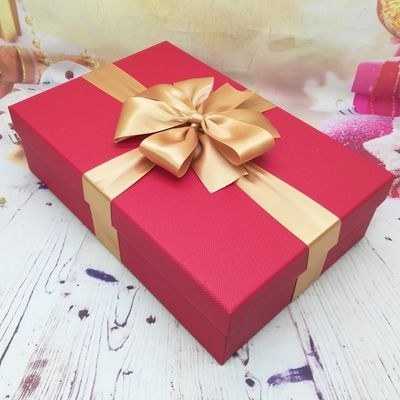 عيد الميلاد الجوارب CMYK أرجواني هدية صناديق التعبئة المموج المجلس
