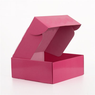 Emballage المموج 300gsm 2mm FBB Pink Mailing Boxes Custom Logo